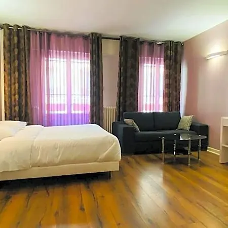 Gambetta Hotel Paris